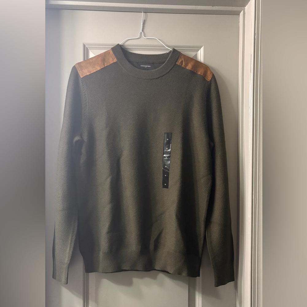 Banana Republic Khaki Sweater with Tan Details